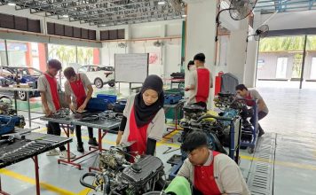 Transformasi Kerjaya di Sarawak