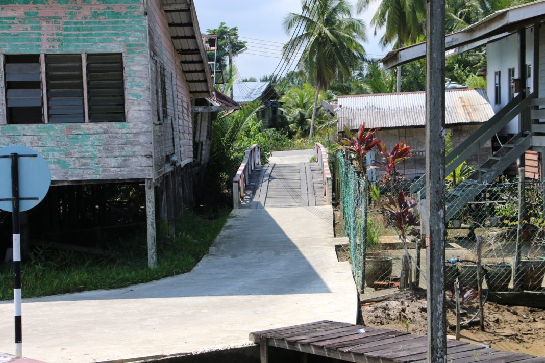 Bina Baharu Pejalan Kaki Di Kampung Hj Ismail, Kuala Tatau